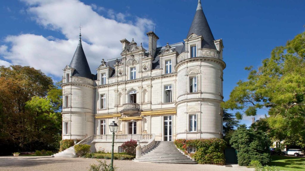 Domaine de La Tortinière, perfect for the chateau life in Loire Valley, France.