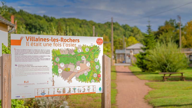 Wickerwork free interpretive trail - Villaines-les-Rochers - France. A regular english clue for crossword, and a better material than rattan to do a solid handmade traditional basket, a chair, or crafts, with beautiful vintage patterns.