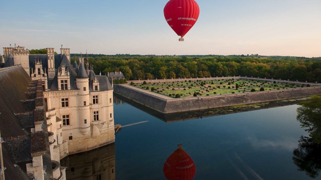 Hot-air balloon flight above the château of Chenonceau. France.