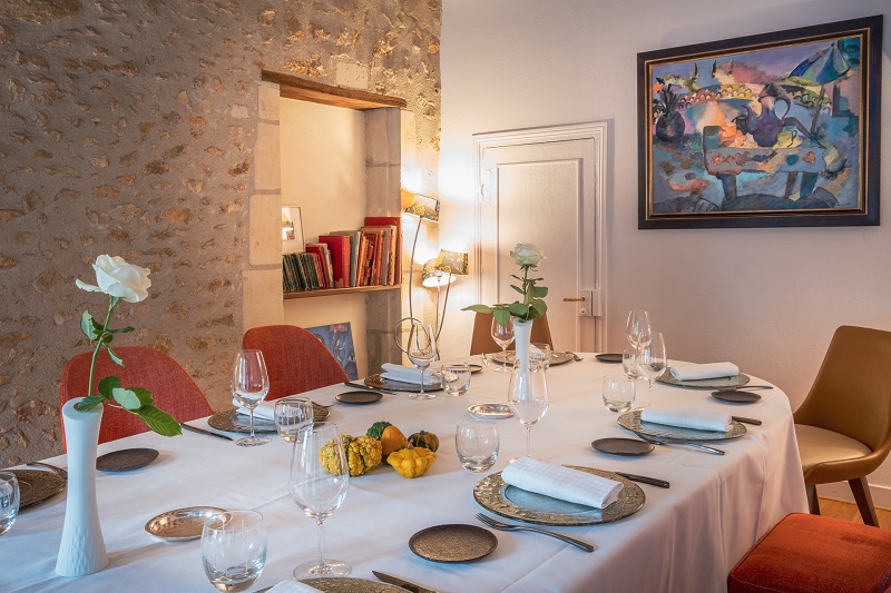 Au Bon Laboureur restaurant. Chenonceaux, Loire Valley, France.