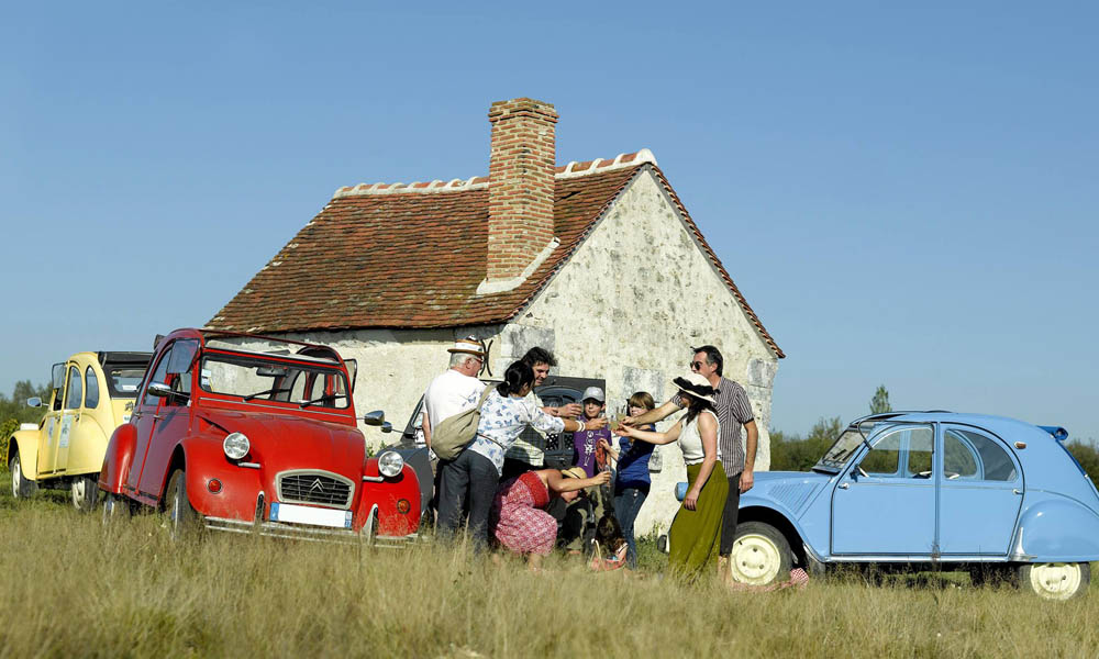 2CV rally and tours in the Loire Valley, France.