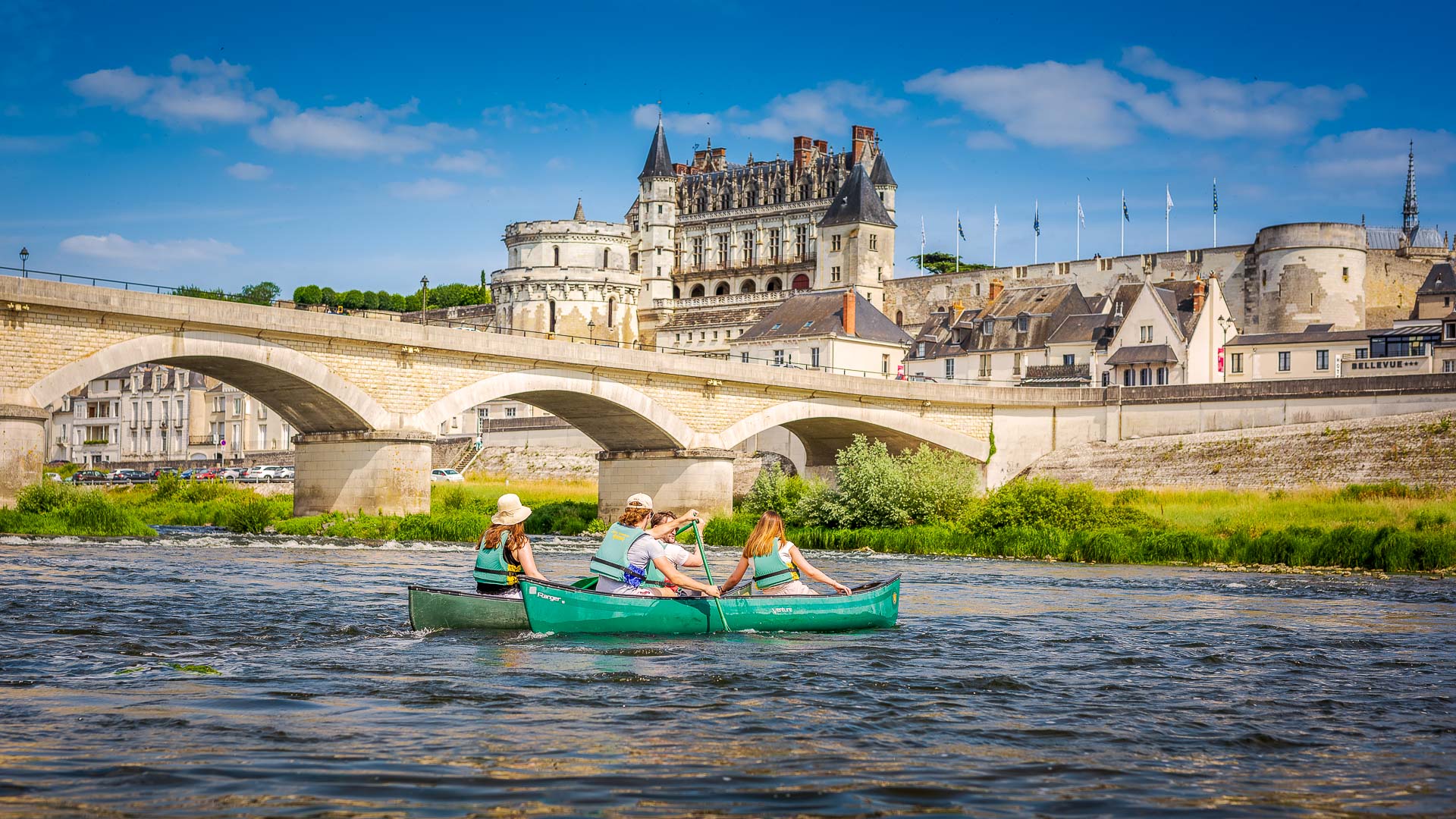 Canoeing on the Loire River, in Amboise