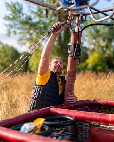 The balloonist, the hot-air balloon pilot. - Air Touraine, Loire Valley, France.