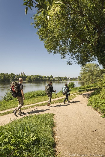 GR3 long distance trail in France, along the Loire Valley Chateaux