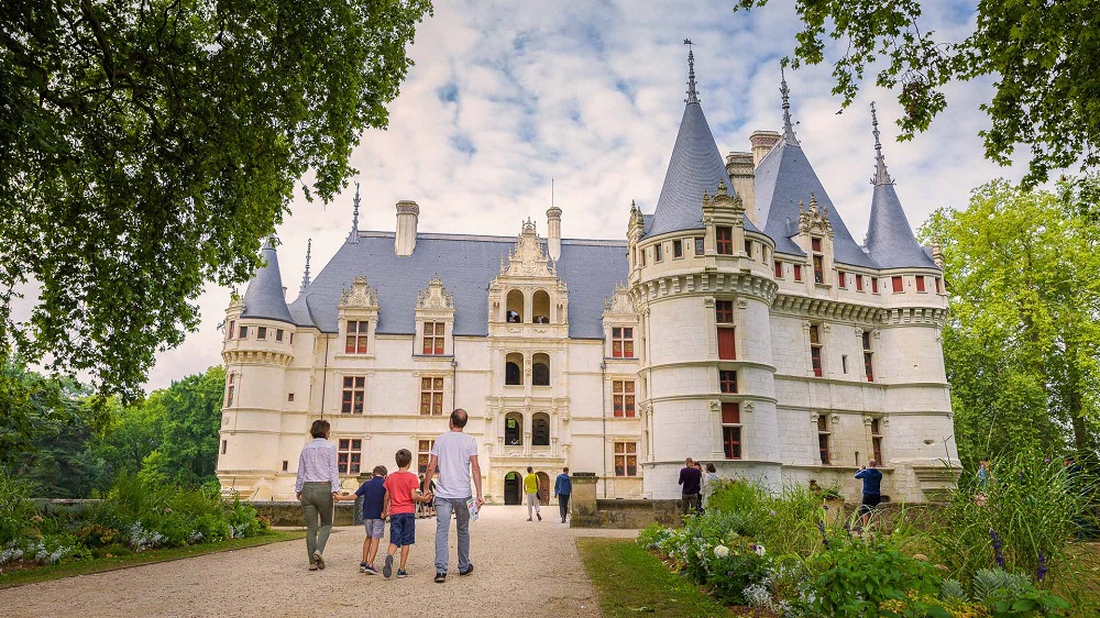 Cyclo Bohème - The château of Azay-le-Rideau