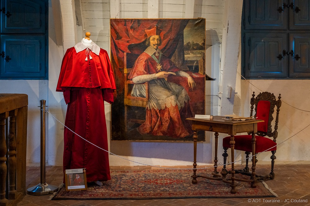 The city of the Cardinal de Richelieu really worth a visit