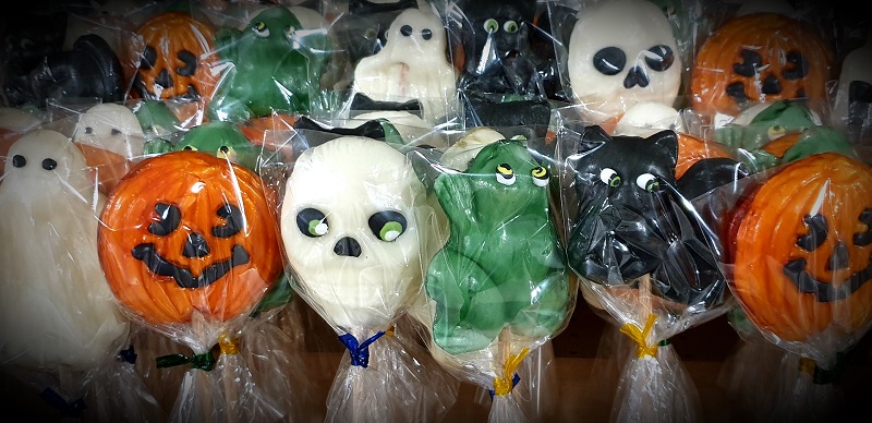 At the Conservatoire de la Confiserie (Confectionery Conservatory), Halloween lollipops! France