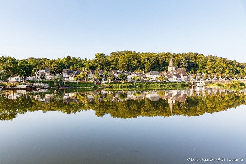 The River Cher, a watery mirror just before the Savonnières dam. A well known step for those who chose cycling holidays in France, on the Loire By Bike. Touraine Loire Valley 