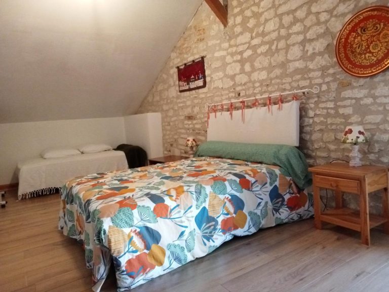 Le Gîte de Monteneau-12
