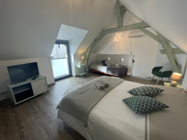 Guest rooms at Onna-10