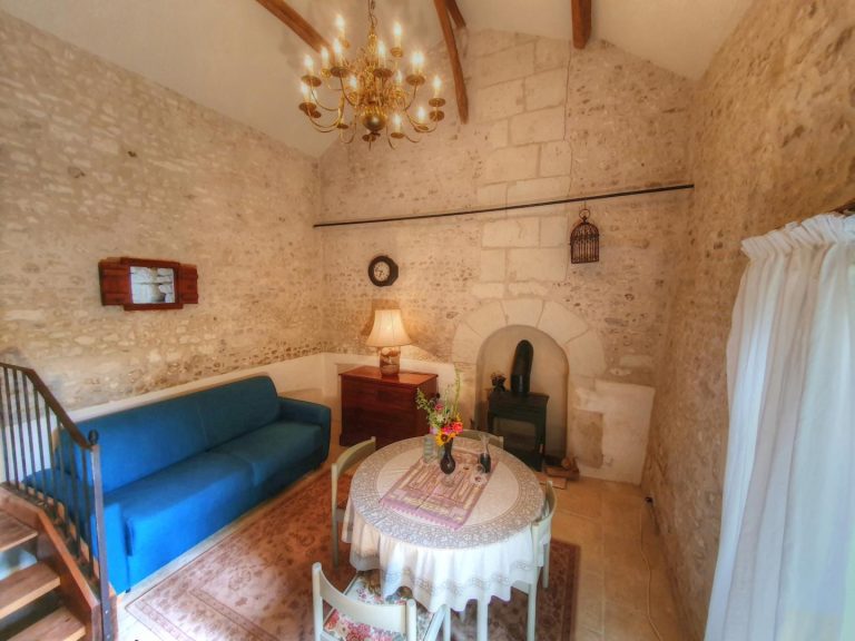 Daphne’s Cottage-2