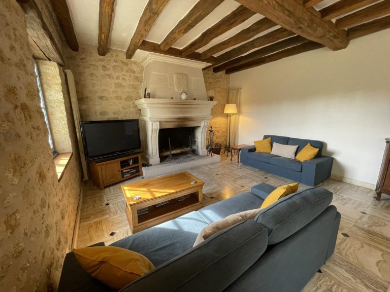 The House and the Barn-6