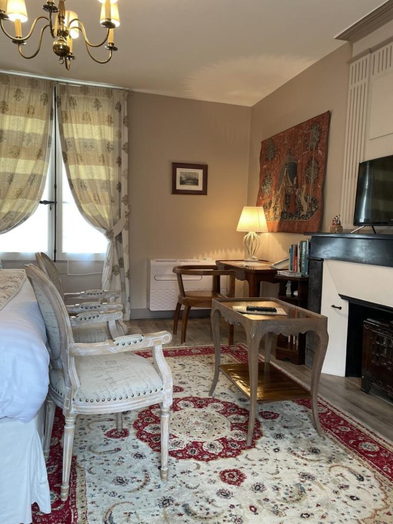At Relais Saint-Maurice-15
