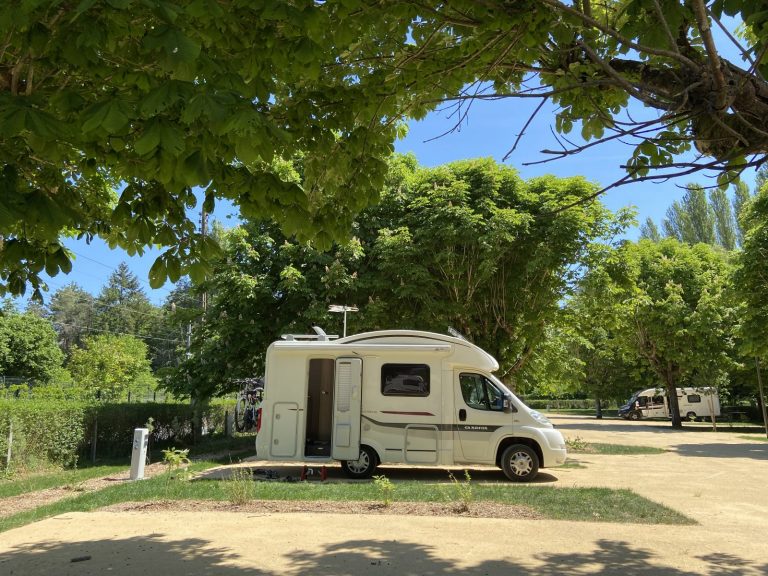 Campervan area of Chenonceaux – Camping-car Park-1