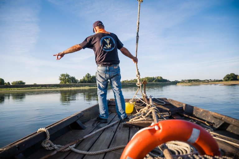 Les bateliers des vents d’galerne – Boat trips on the Loire-1