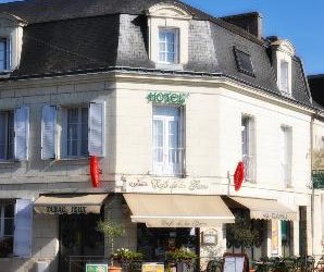 Café de la gare Chinon et hotel belle époque ©Café de la Gare – 2032