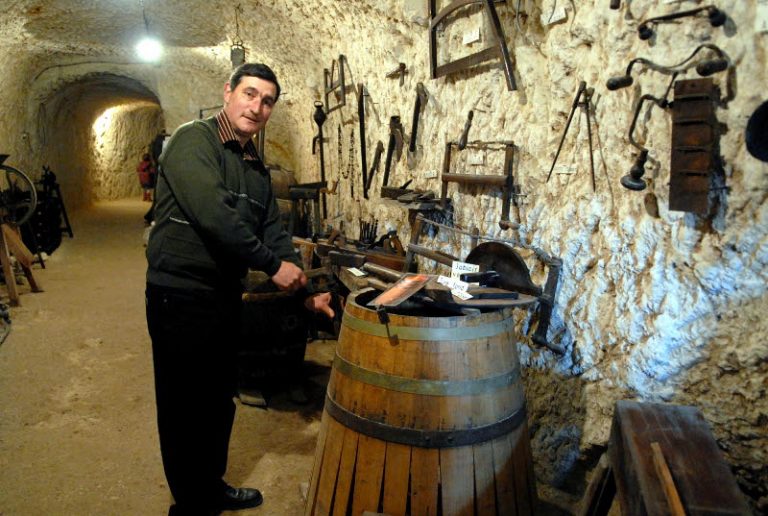 Musée de la vigne, du vin et de la tonnellerie-1