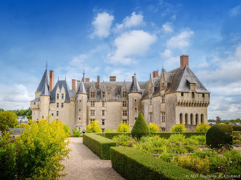 Château of Langeais and its park in LANGEAIS, Visite & Tourism Loire Château  Tours in France - Touraine Val de Loire