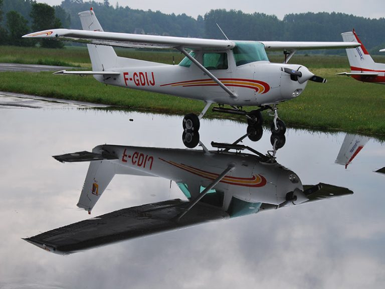 Les Ailes Tourangelles – Aircraft and microlight flights-11