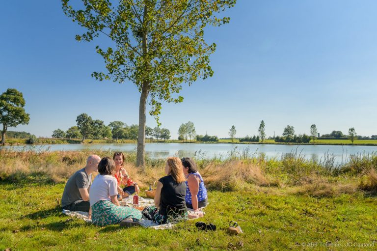 Archbishop’s pond (étang de l’Archevêque)-1