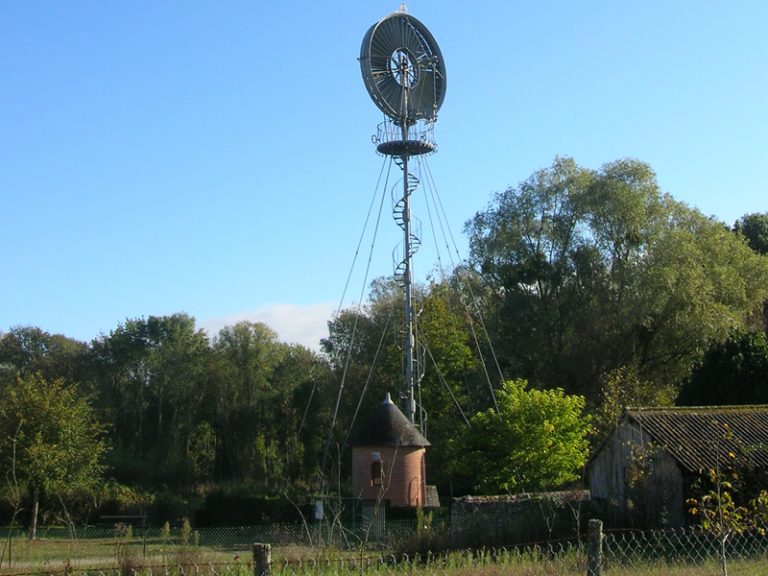 Between rivers, chateaux and watermills-2