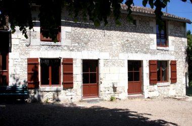 GITE BRUNELIERE  LA COMBE COURCOUE PHOTO FACADE (2)