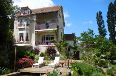 Gîte de la maison du lac – Saint-Avertin, Loire Valley, France.