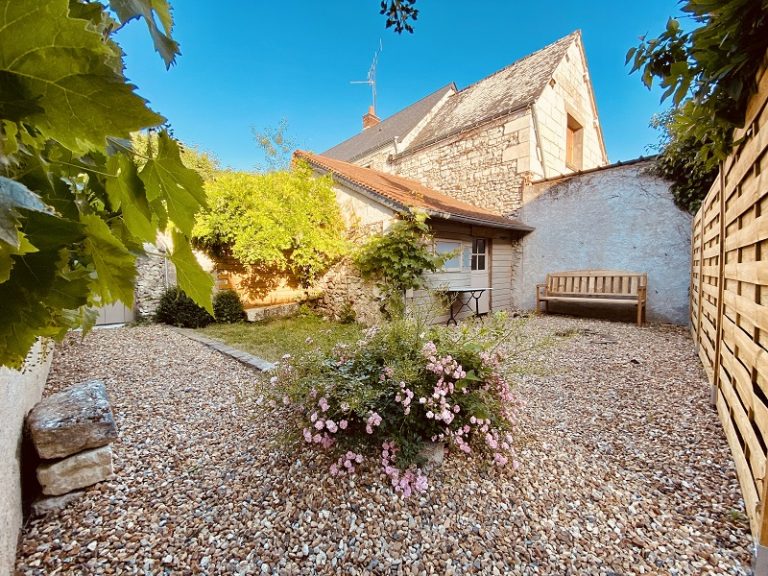 Le Lavoir aux Roses-2