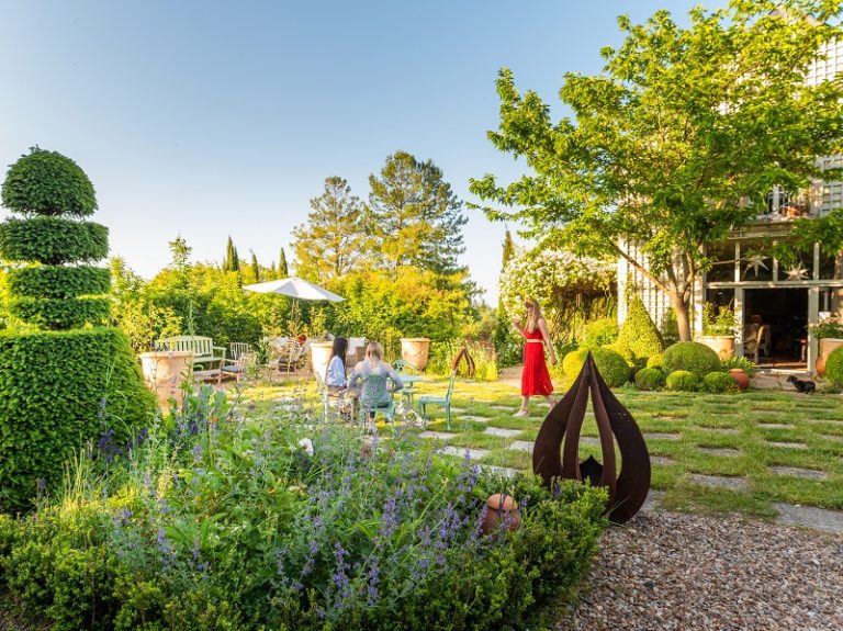 Haute Couture gardens-1