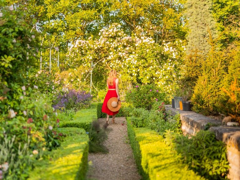 Haute Couture gardens-3