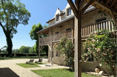 La Loge avec roses light LIGHT