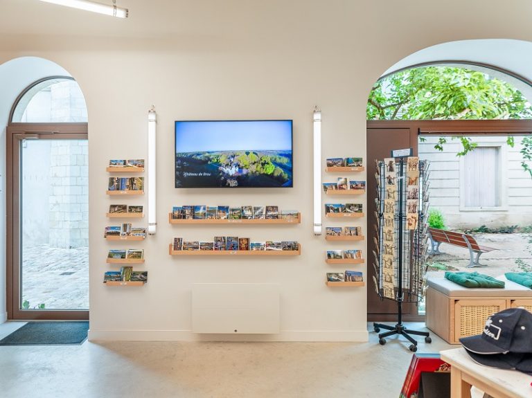 Azay-Chinon Val de Loire Tourism Office, Azay-le-Rideau Welcome Office-5