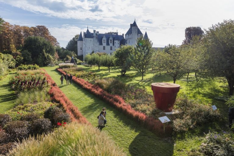 Château and gardens of Le Rivau-14