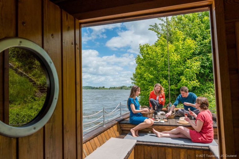 La Toue Reine houseboat-2