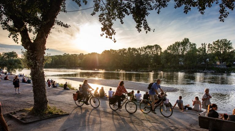 Saint Jacques by bike via Tours-2