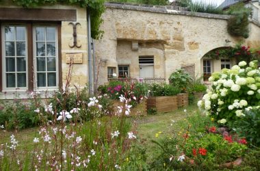 VILLAINES-LES-ROCHER-Gîte-du-pont-de-pierre (3)