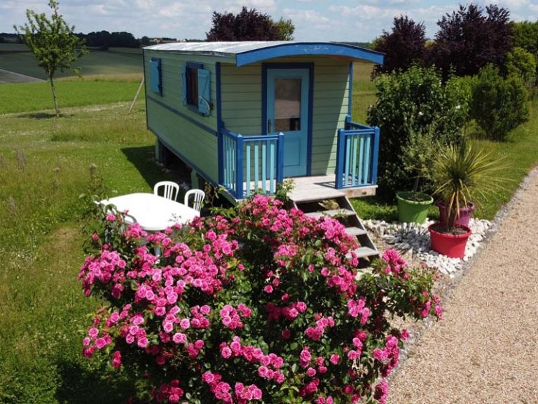 Le Verger des Hirondelles: Caravan-1