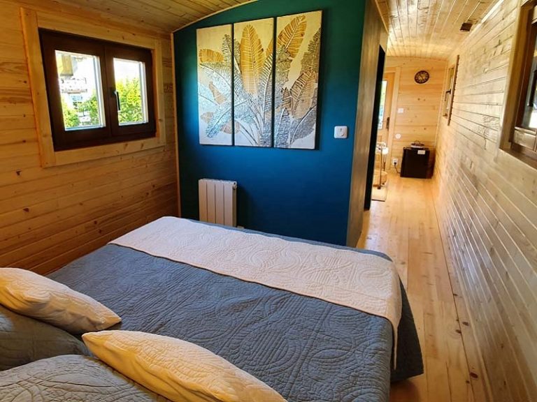 Le Verger des Hirondelles: Caravan-2