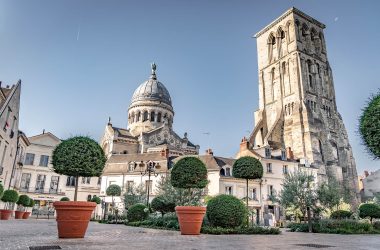 basilique-saint-martin-et-tour-charlemagne-23823