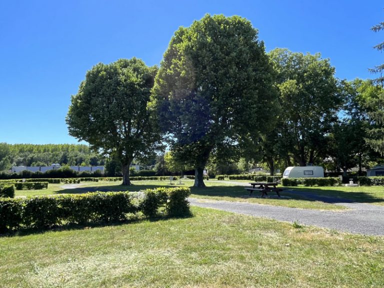 Motorhome Park – Cinq-Mars-La-Pile area-1