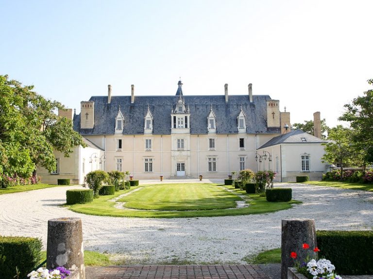 Château de Longue Plaine-1