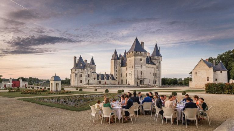 Reception room of Le Coudray Montpensier-1