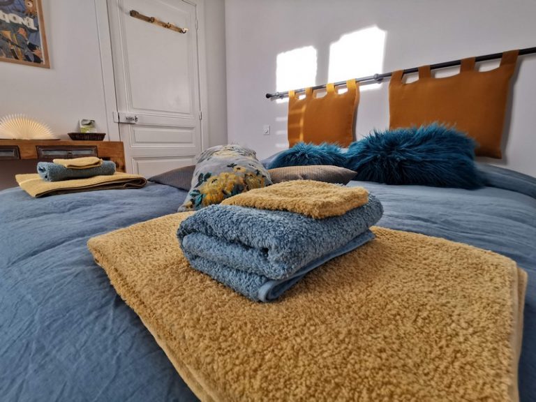AMALOUYSE – ground floor room-8