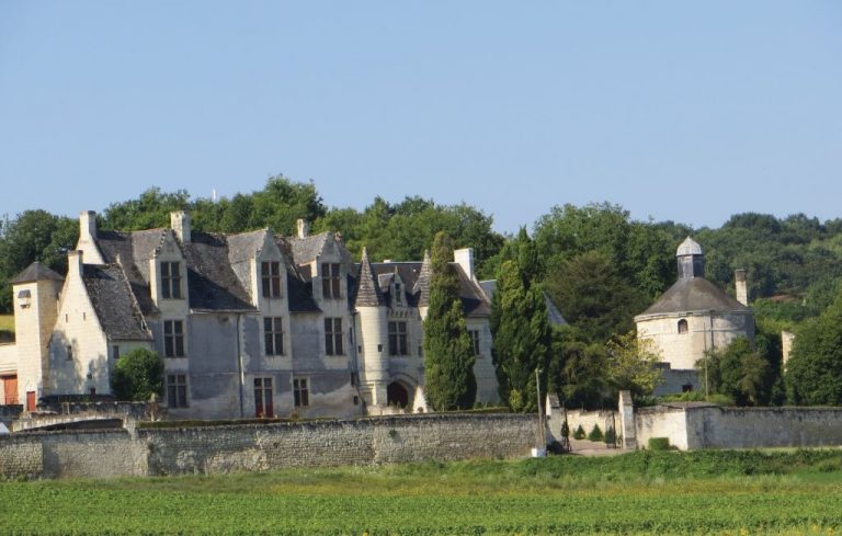 Château De La Vauguyon – Gite Le Théâtre-16
