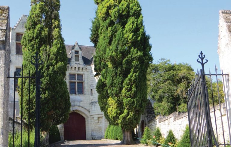 Château De La Vauguyon – Gite Le Théâtre-13