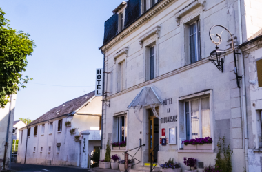hotel-du-thouarsais-bourgueil