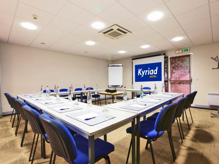 Hotel Kyriad Tours Center-5