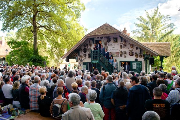 Les écrivains chez Gonzague Saint Bris – La Forêt des Livres-3
