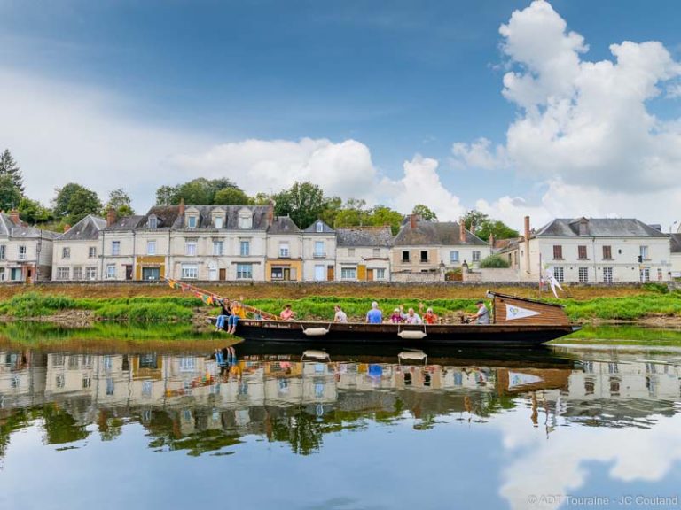 Les Mariniers du Jean Bricau – traditional ‘futreau’ boat on the Cher-8