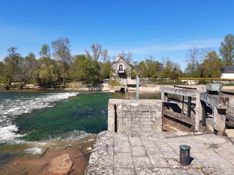 Water through the centuries in the Cher valley – Azay-sur-Cher-4